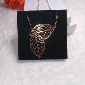 Elegant Gold Color Leaf Pendant Necklace